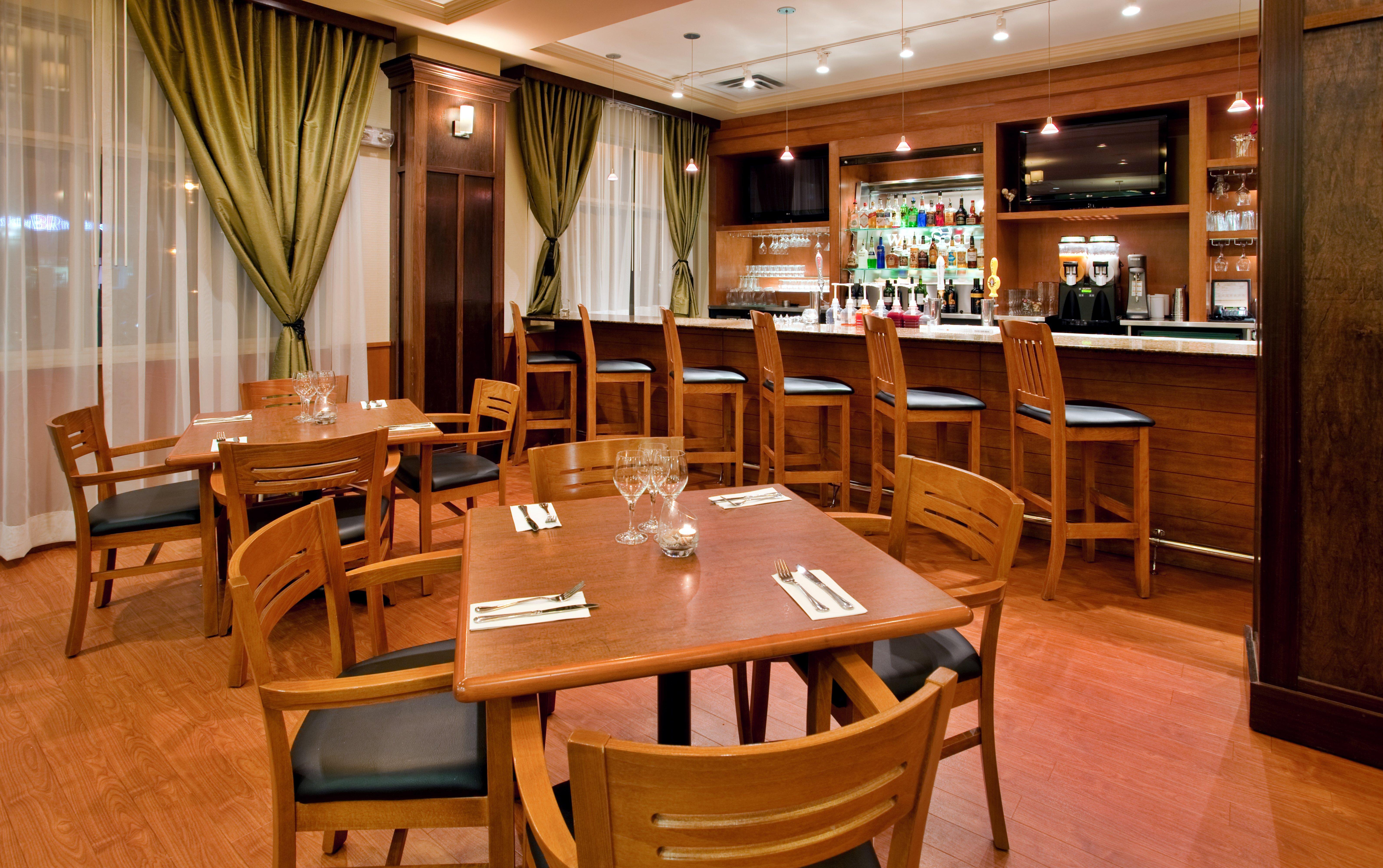 Holiday Inn Hotel And Suites-Kamloops, An Ihg Hotel Ресторан фото