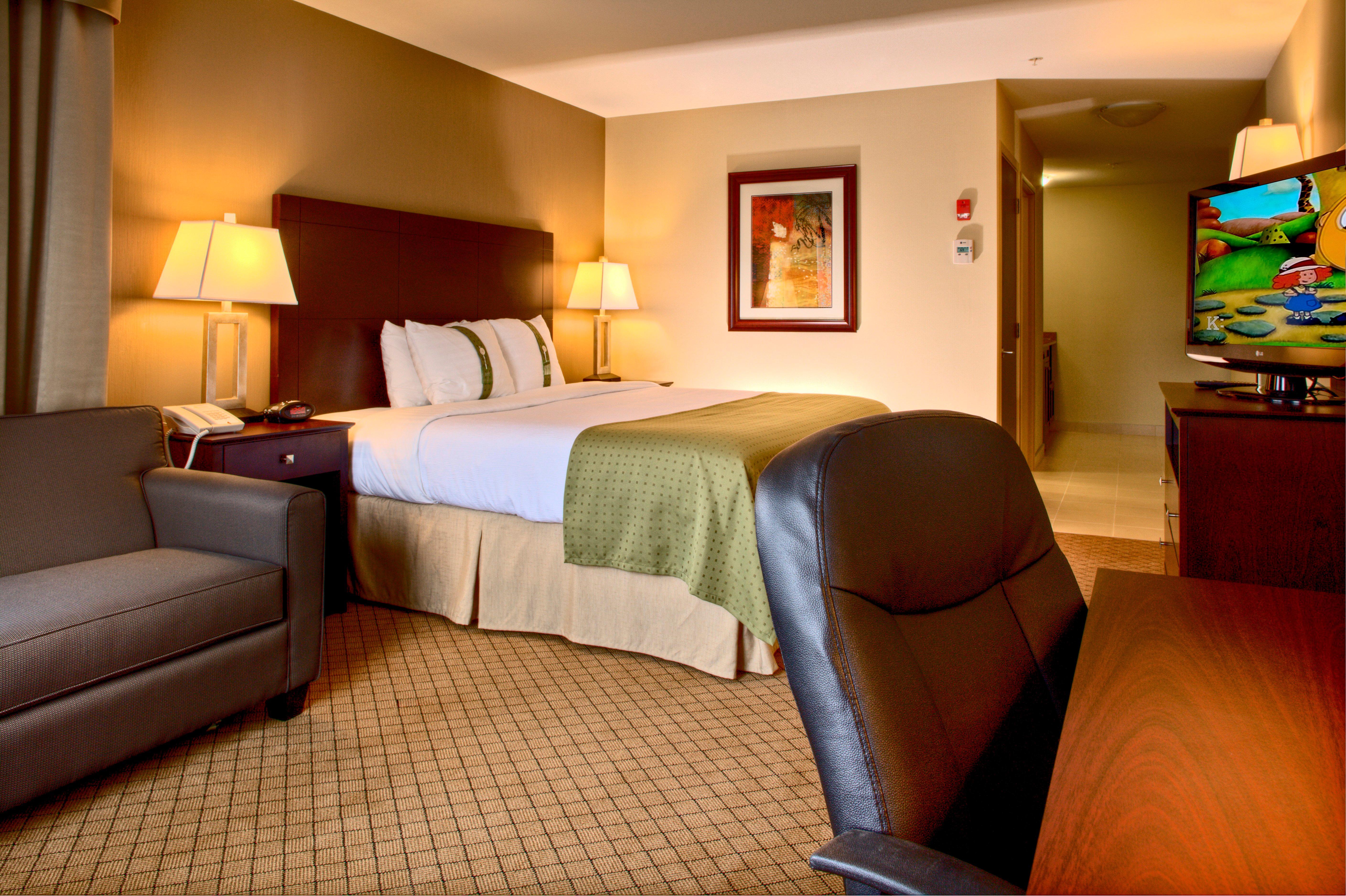 Holiday Inn Hotel And Suites-Kamloops, An Ihg Hotel Экстерьер фото