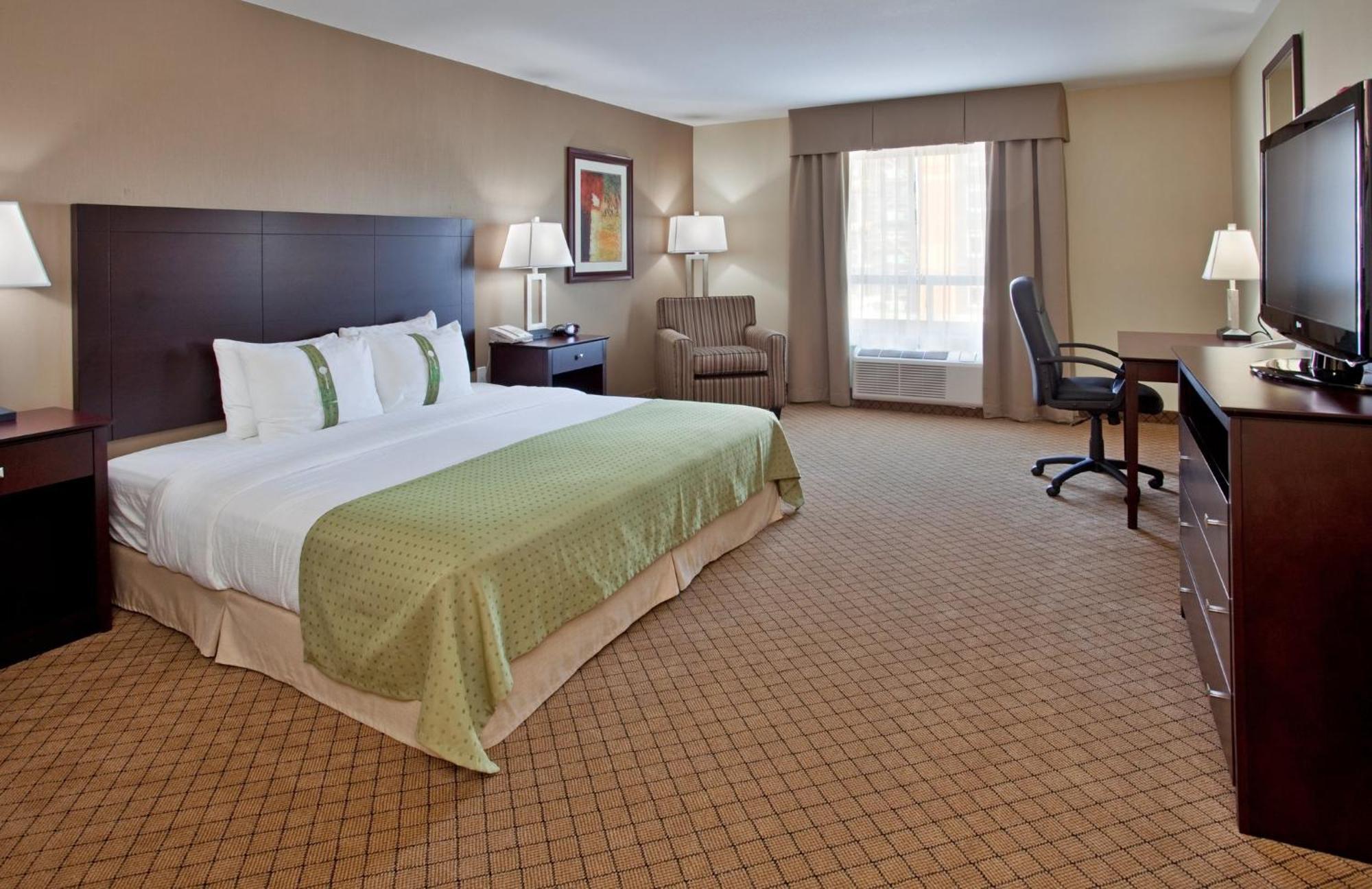 Holiday Inn Hotel And Suites-Kamloops, An Ihg Hotel Экстерьер фото